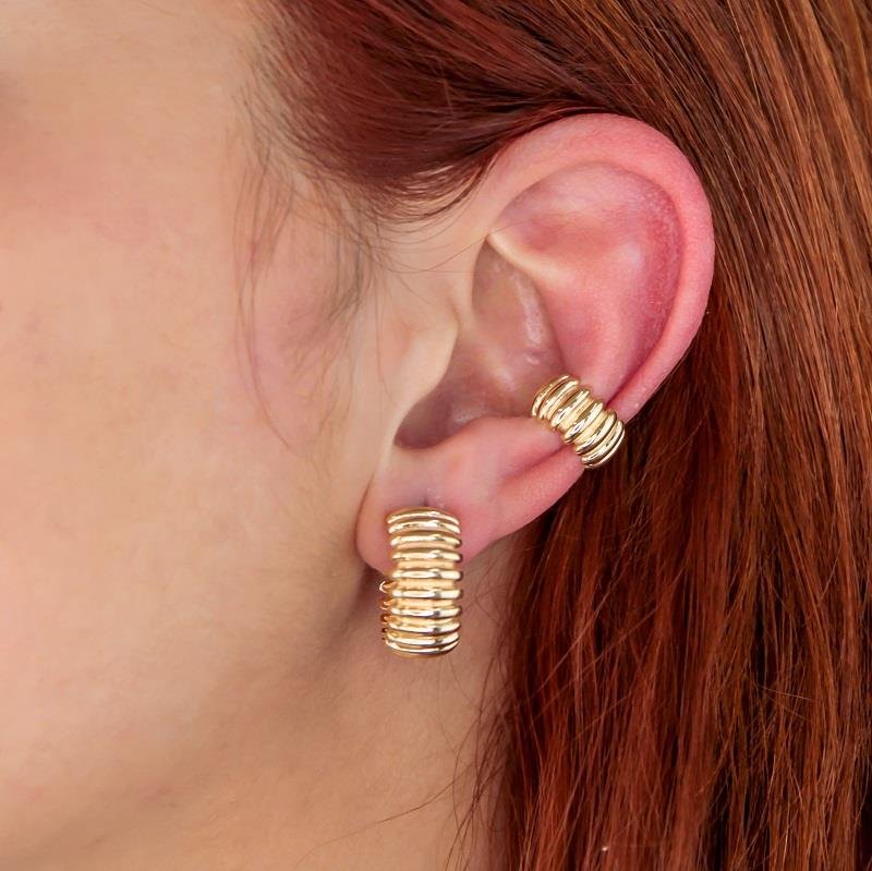 BRINCO DE PINO FOLHEADO A OURO 18K